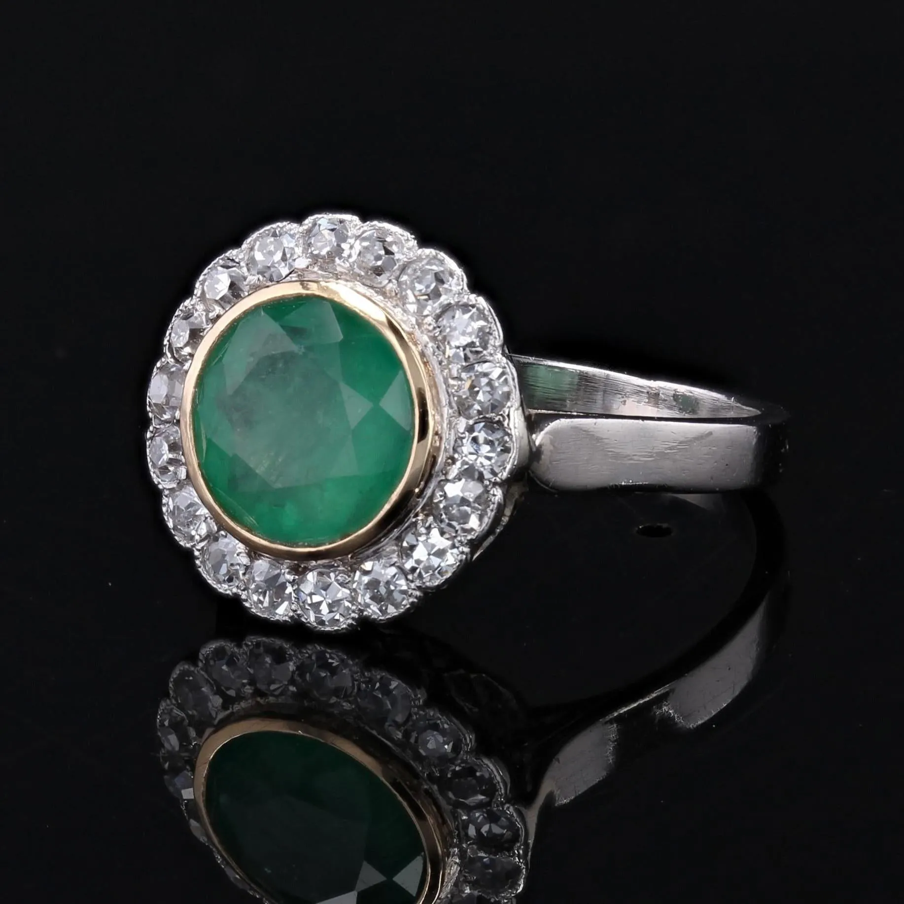 1920s Emerald Diamonds Platinum 18 Karat Yellow Gold Round Ring