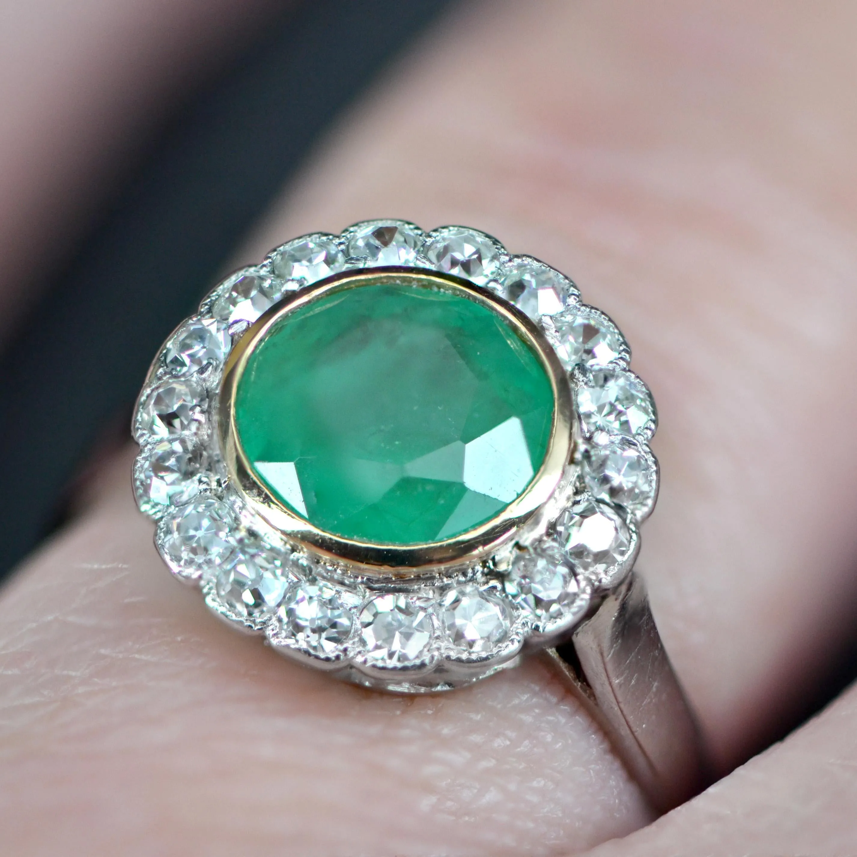 1920s Emerald Diamonds Platinum 18 Karat Yellow Gold Round Ring