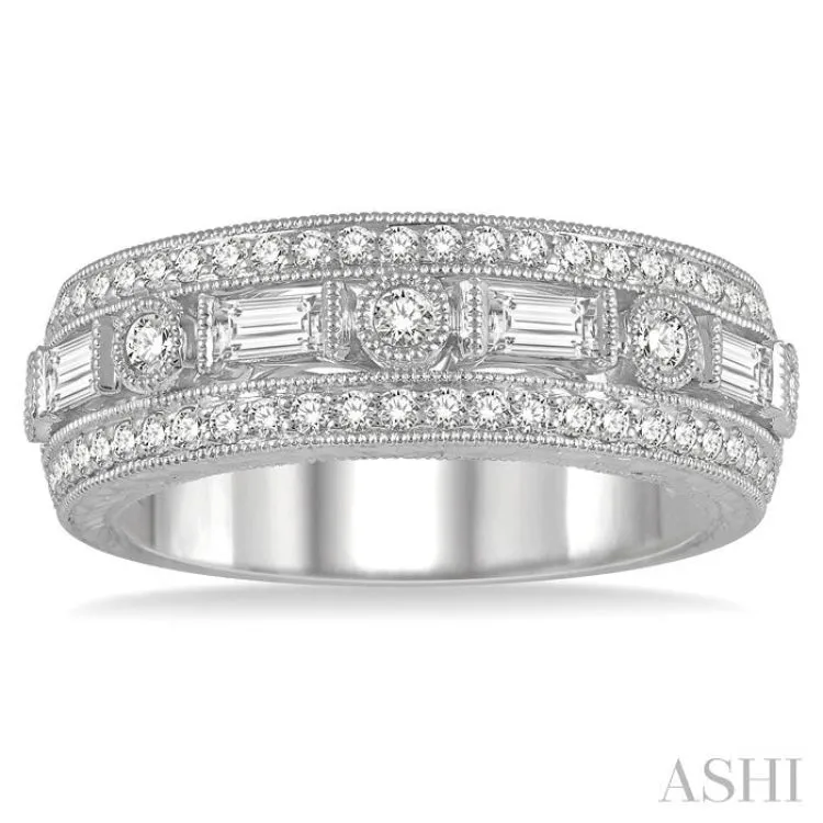 3/4 Ctw Diamond Fashion ring in 14K White Gold