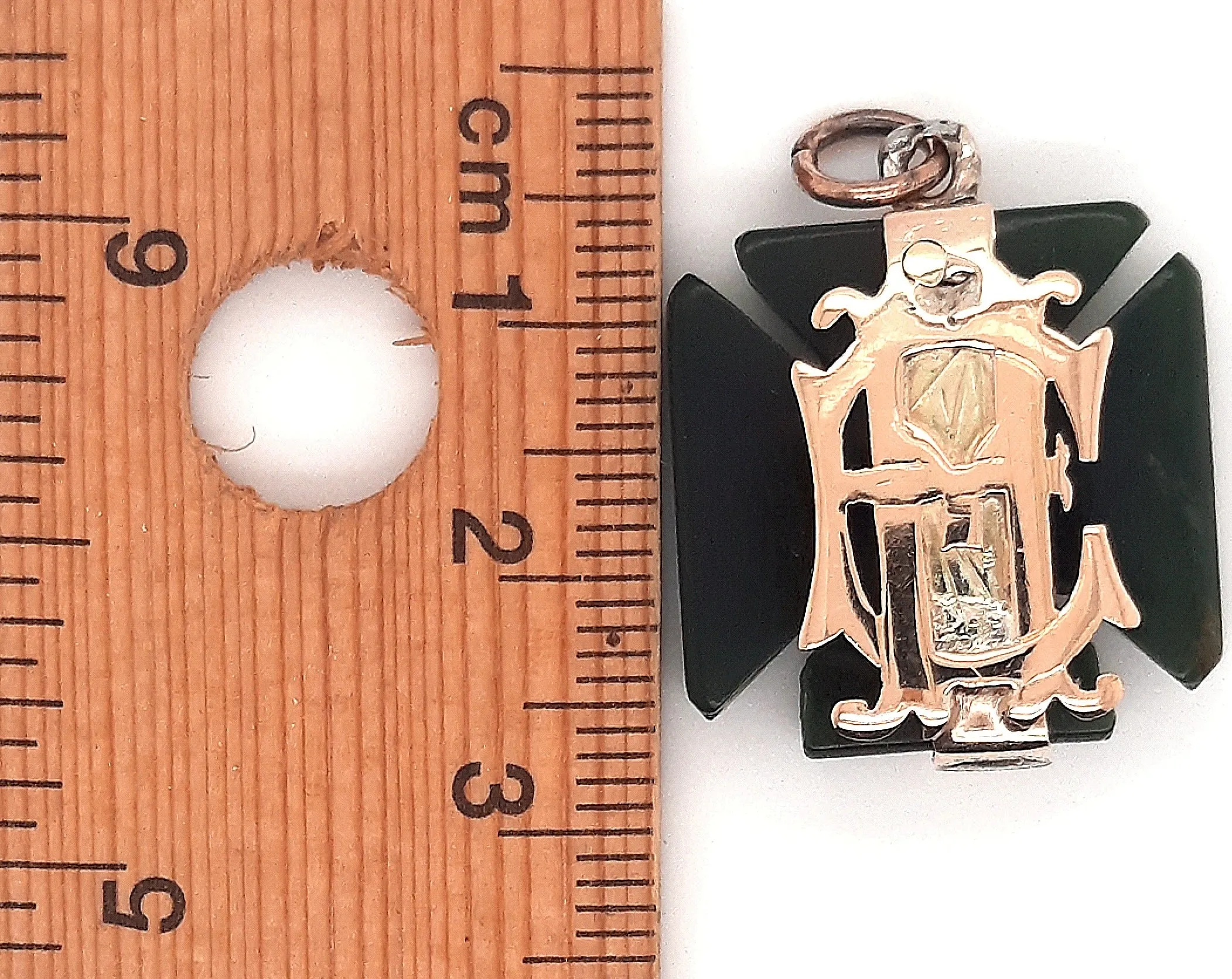 9ct Yellow Gold & Greenstone Nephrite Jade Maltese Cross Handmade Pendant