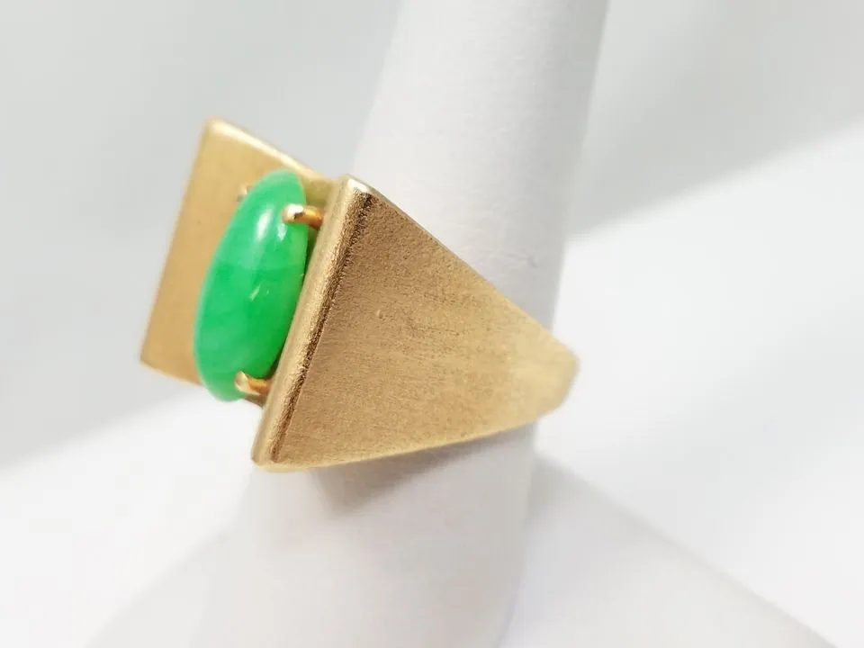 Amazing Vintage 13k Gold Natural Jade Ring