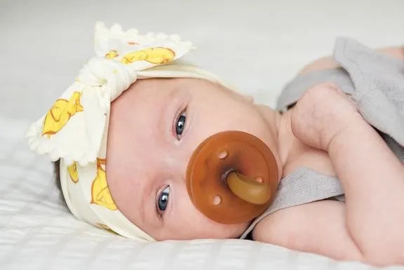 Baby Bling Chicks w/Ivory Pom Trimmed Knot Headband