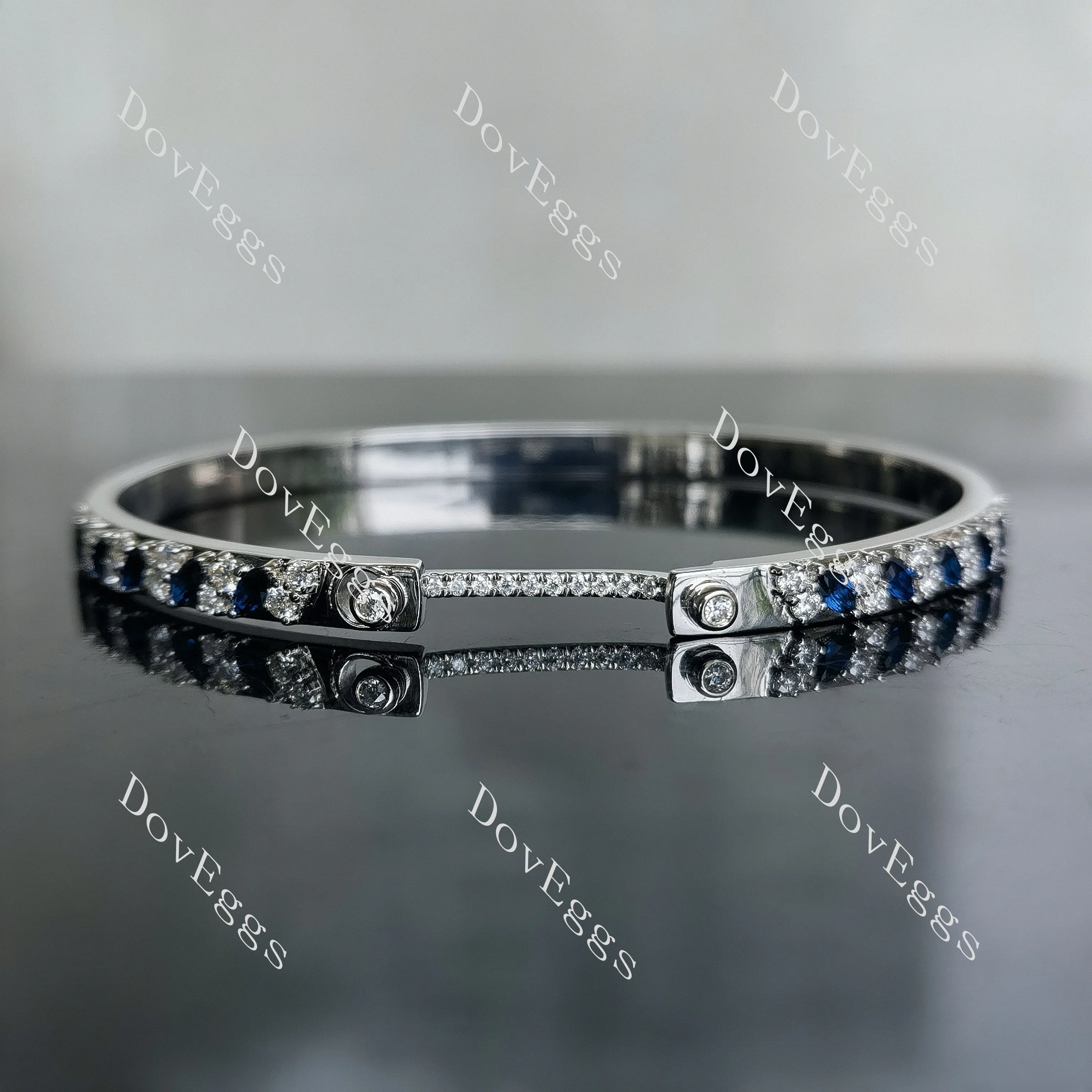 Doveggs round moissanite/lab grown diamond/colored gem bangle