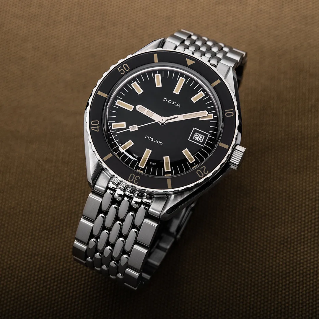 Doxa 200 - Sharkhunter (Black)