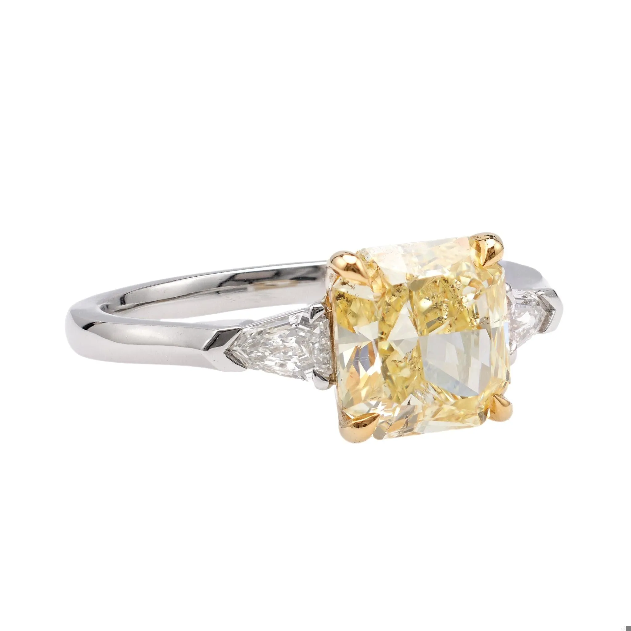 GIA 2.21 Carat Fancy Yellow Radiant Cut Diamond Platinum 18k Gold Ring