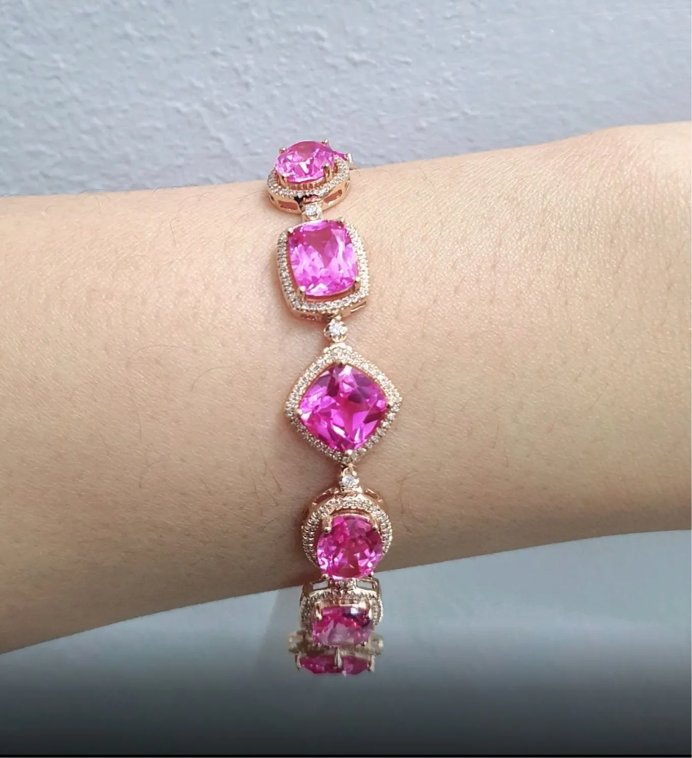 Golden Cluster Pink Ruby Gemstones & Diamond Bracelet 14kt