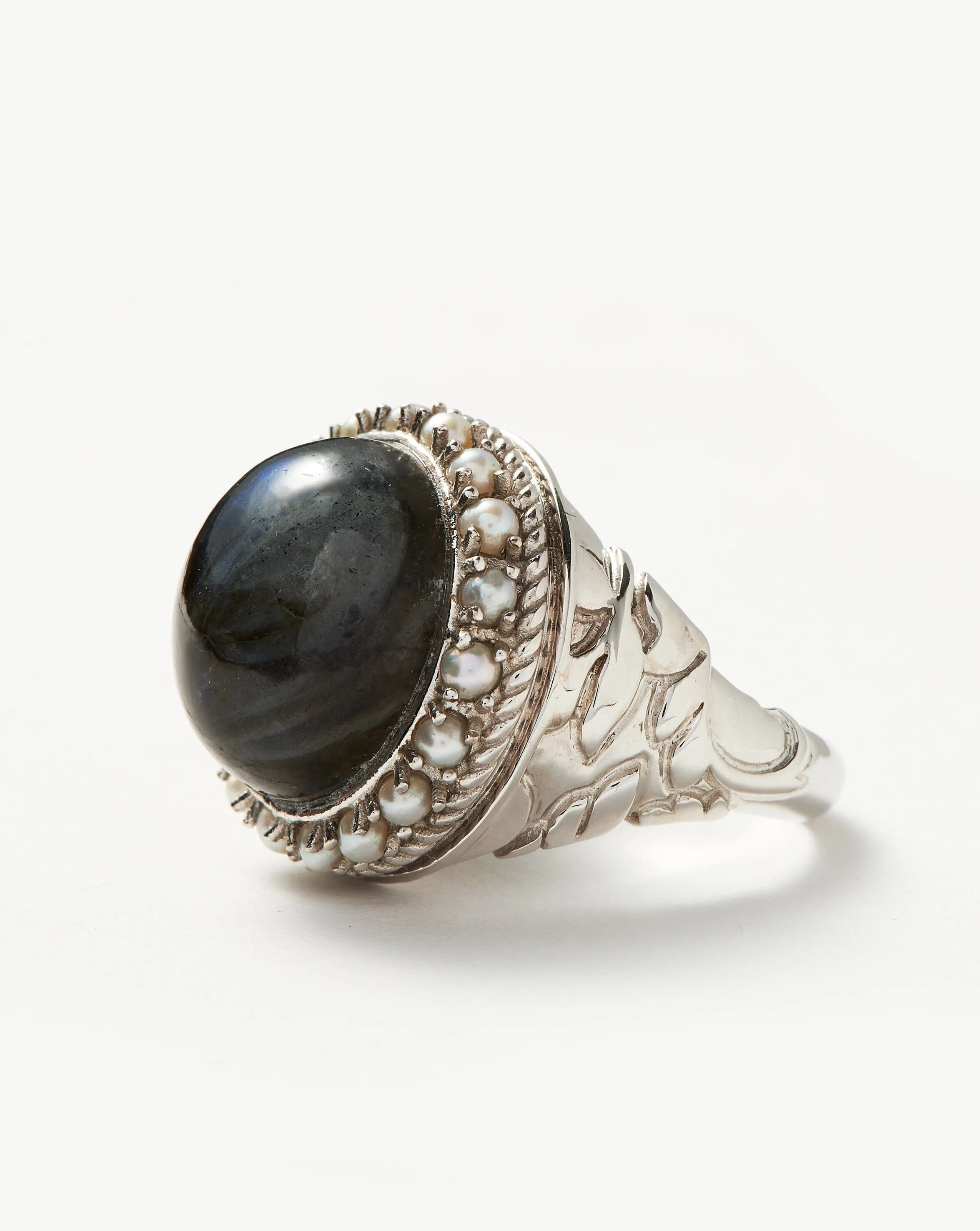 Harris Reed Labradorite Cocktail Ring | Silver Plated/Pearl & Labradorite