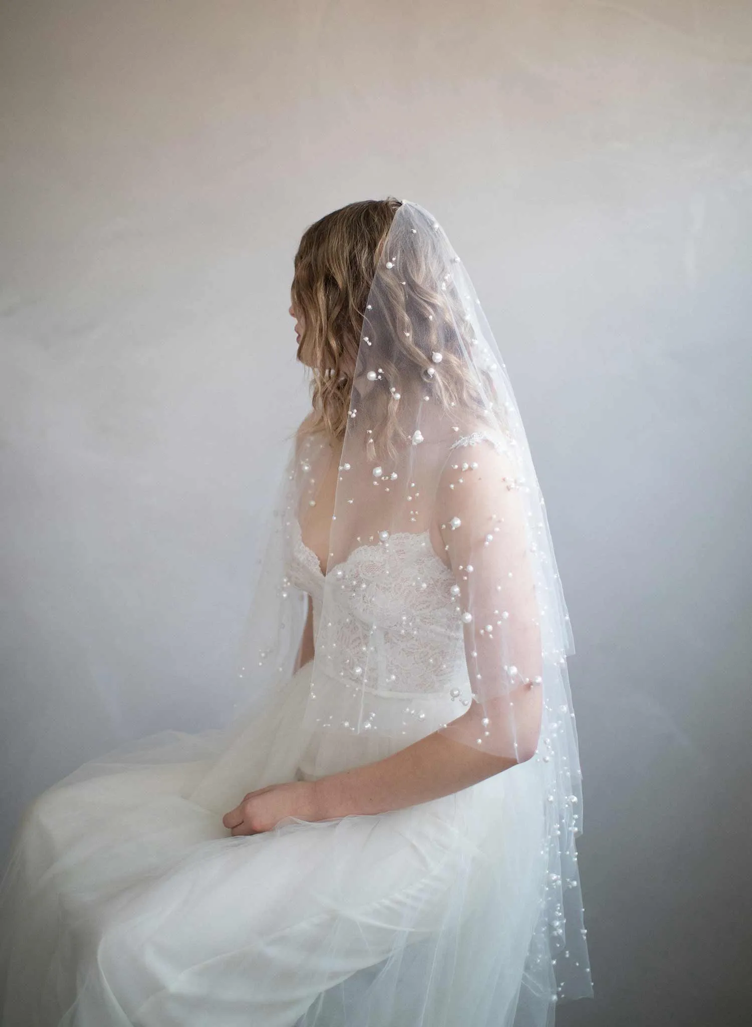 Milky way pearl veil - Style #849