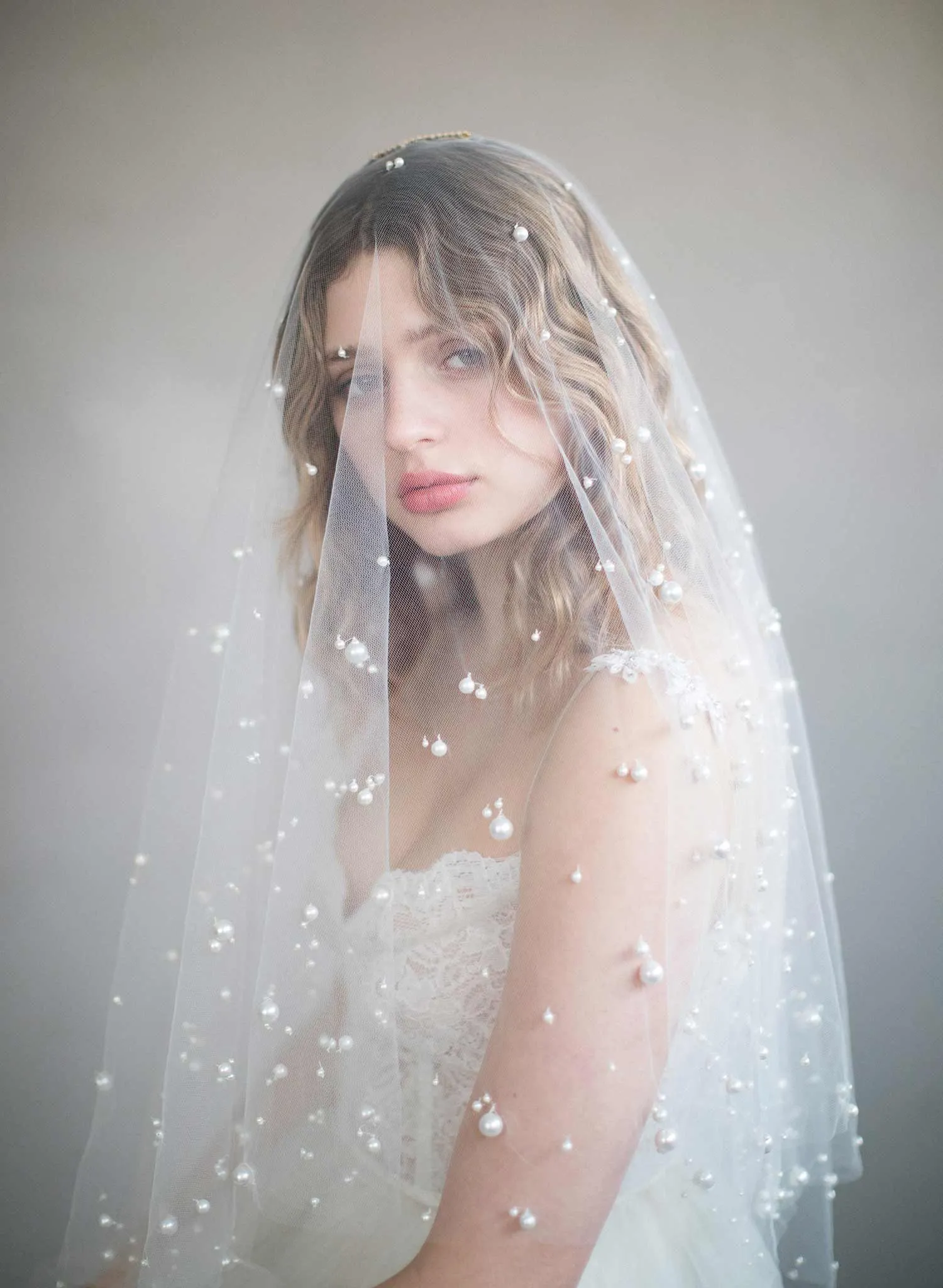 Milky way pearl veil - Style #849