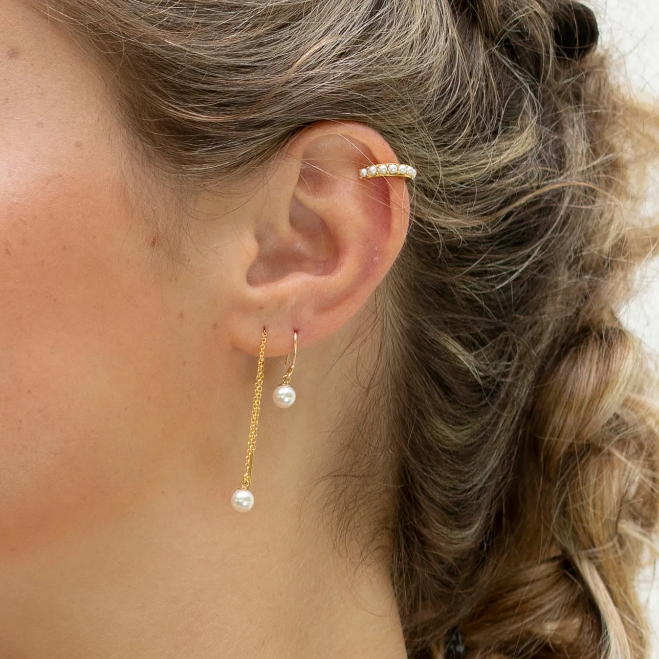 Minimal Pearl Threader Earrings