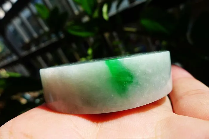 Natural Jade Rough Jadeite Raw (100g,5.24x1.45cm)