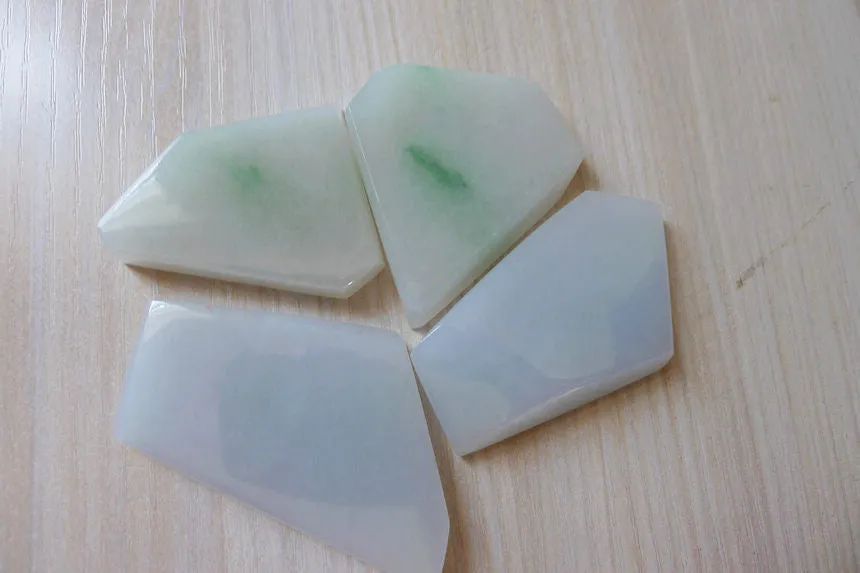 Natural Jade Rough Jadeite Raw 128g