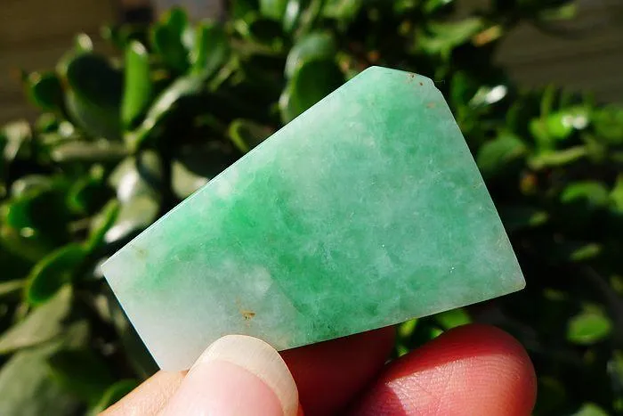 Natural Jade Rough Jadeite Raw (17g,3.9X2.3cm)