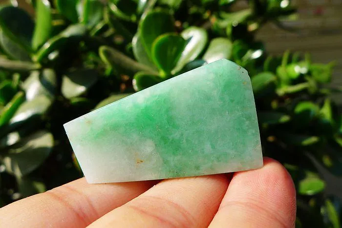 Natural Jade Rough Jadeite Raw (17g,3.9X2.3cm)