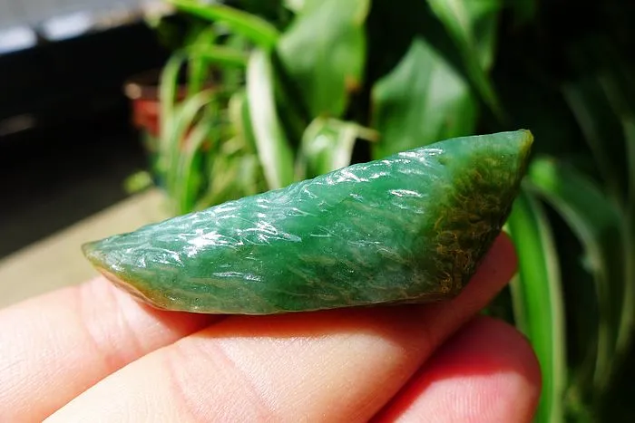 Natural Jade Rough Jadeite Raw (22g,5X2.4X1.1cm)