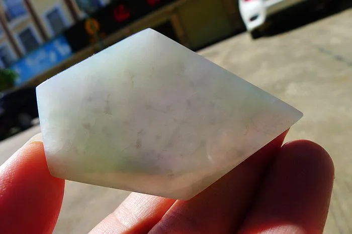 Natural Jade Rough Jadeite Raw (29g,5.6X3.7X0.6cm)