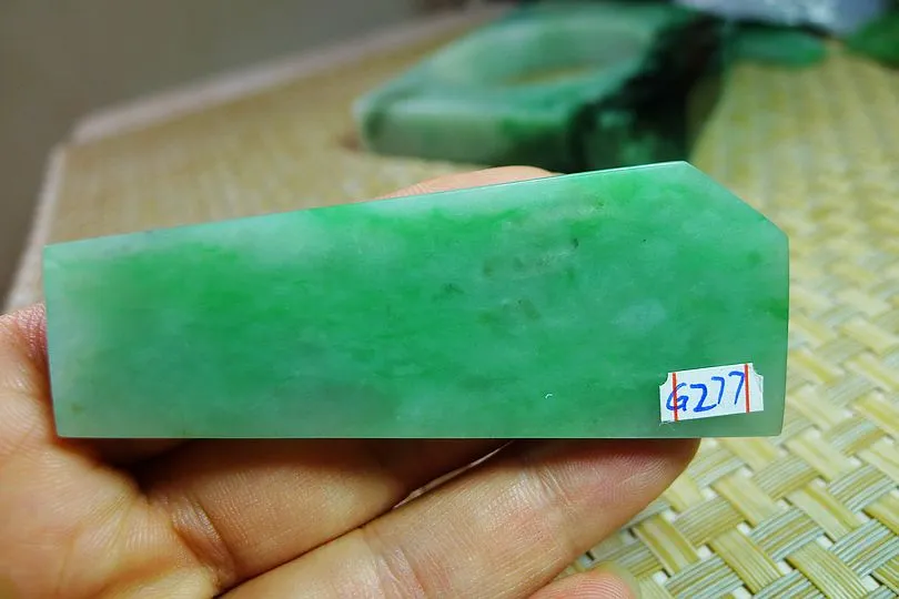 Natural Jade Rough Jadeite Raw (30g,7.4X2.9X0.45cm)