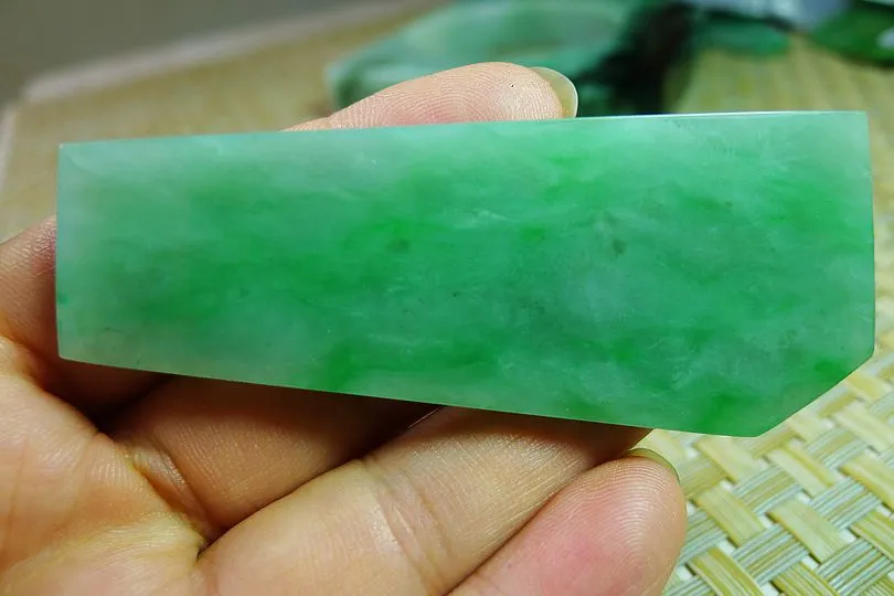 Natural Jade Rough Jadeite Raw (30g,7.4X2.9X0.45cm)