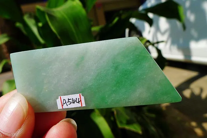 Natural Jade Rough Jadeite Raw (35g,7X2.8X0.6cm)