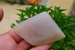 Natural Jade Rough Jadeite Raw (69g,6.3X4.7X1.3cm)