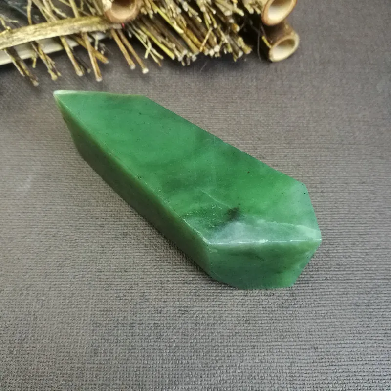 Natural Kunlun Jade Rough Nephrite Raw (228g,9X3.6X4cm)