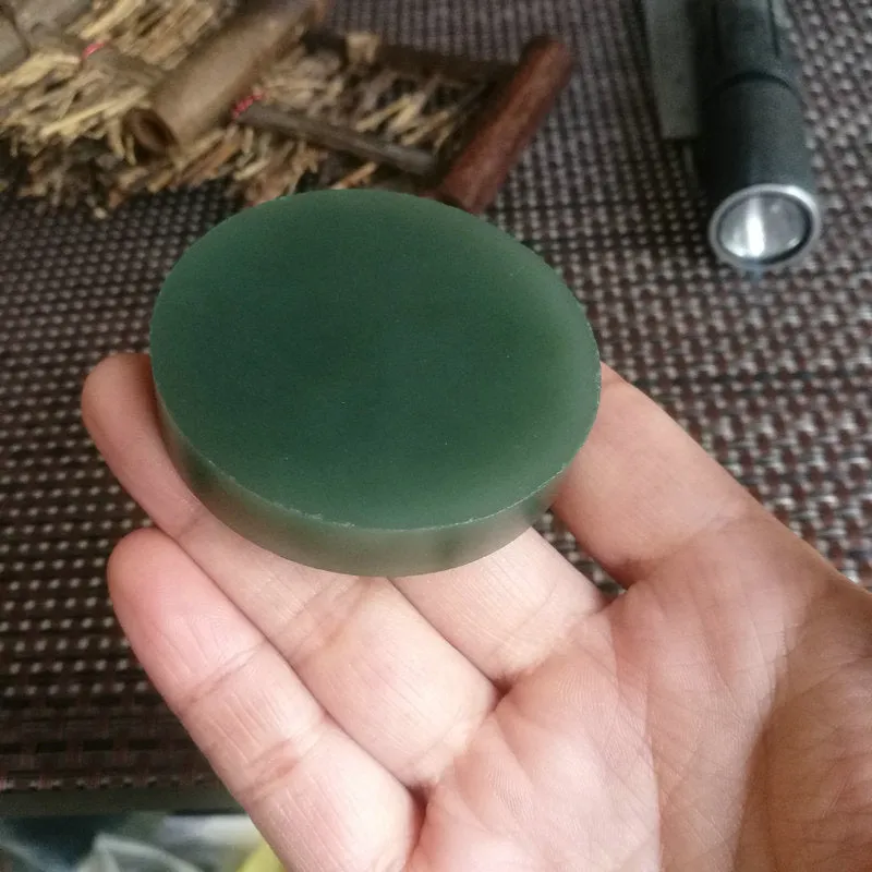 Natural Kunlun Jade Rough Nephrite Raw (68g, 5.3X1cm)