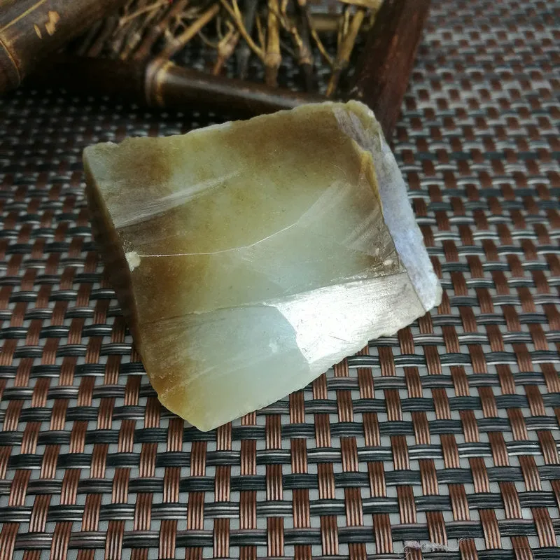 Natural Kunlun Jade Rough Nephrite Raw (95g,5.5X4X2.5cm)