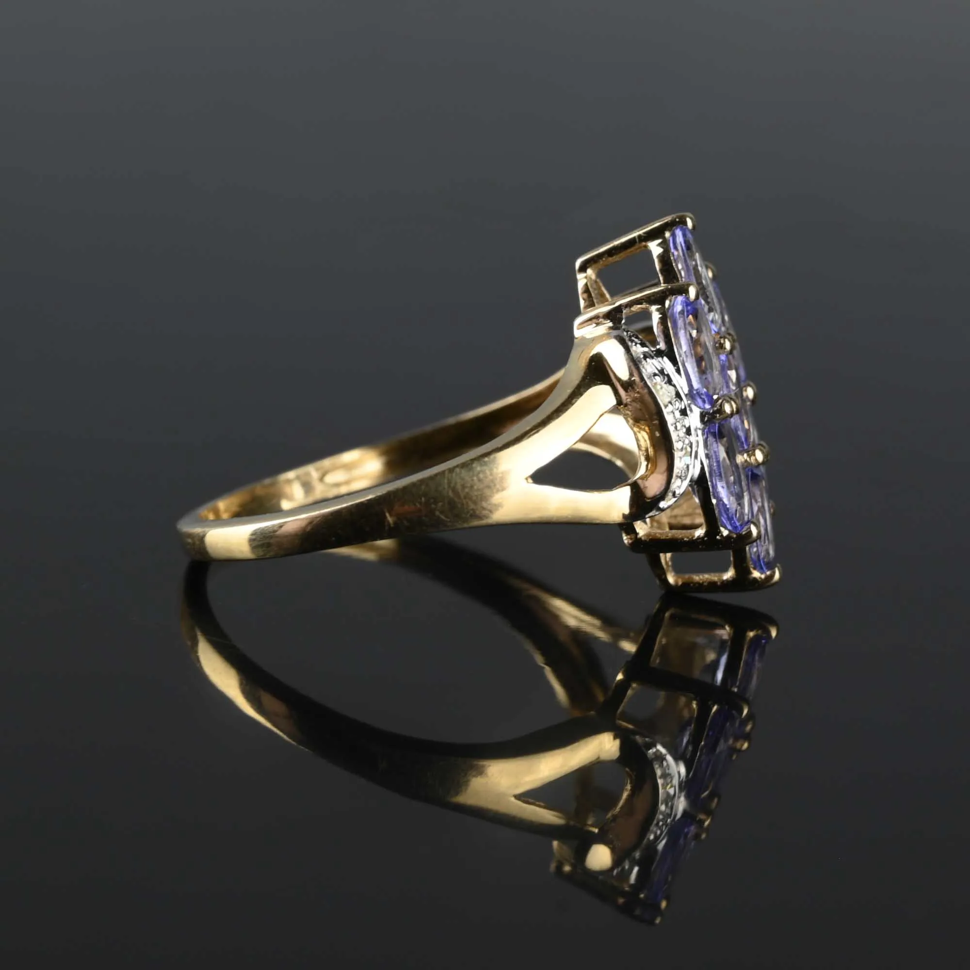 ON HOLD Estate Gold Diamond Tanzanite Cluster Ring