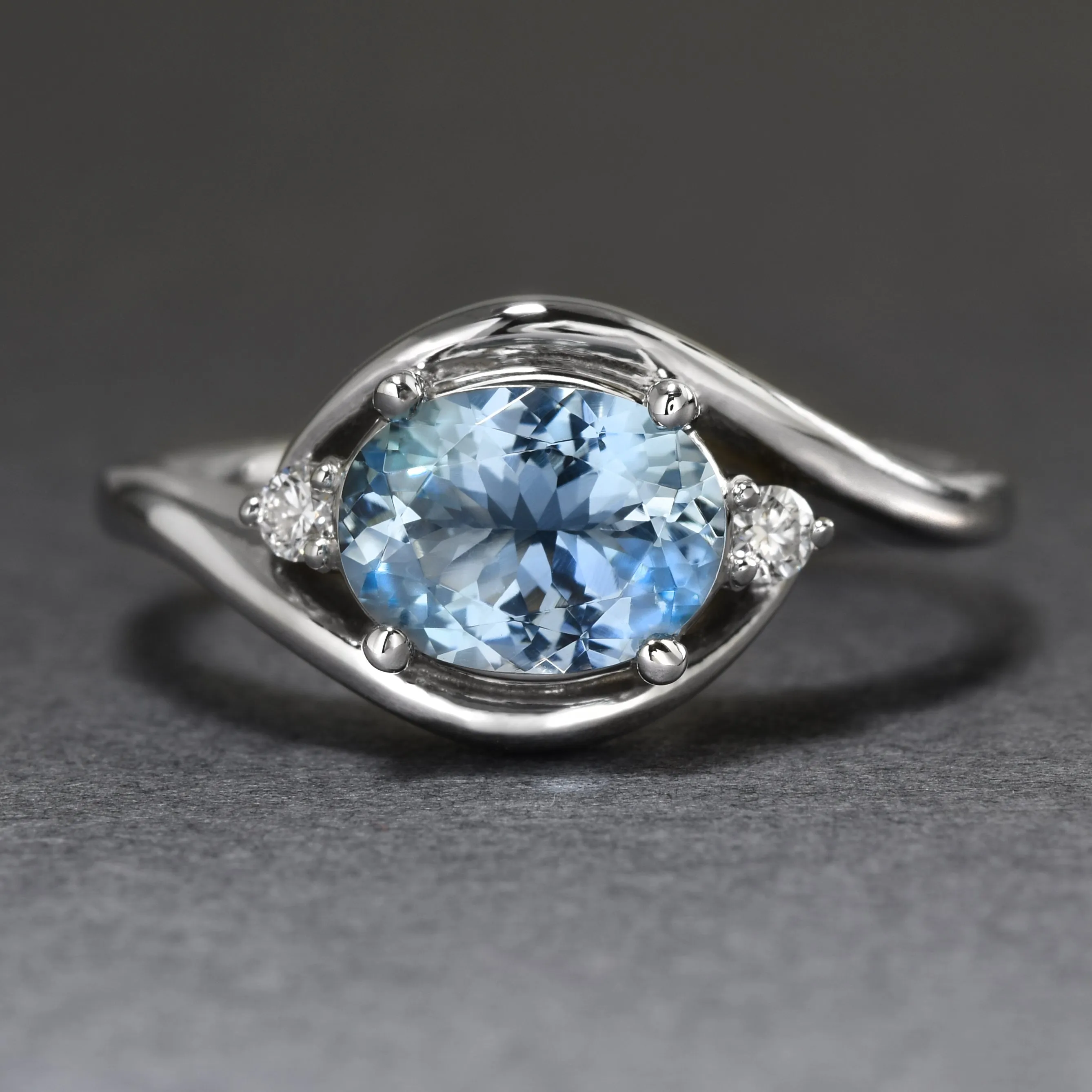 "Big Hug" Ring In Aquamarine