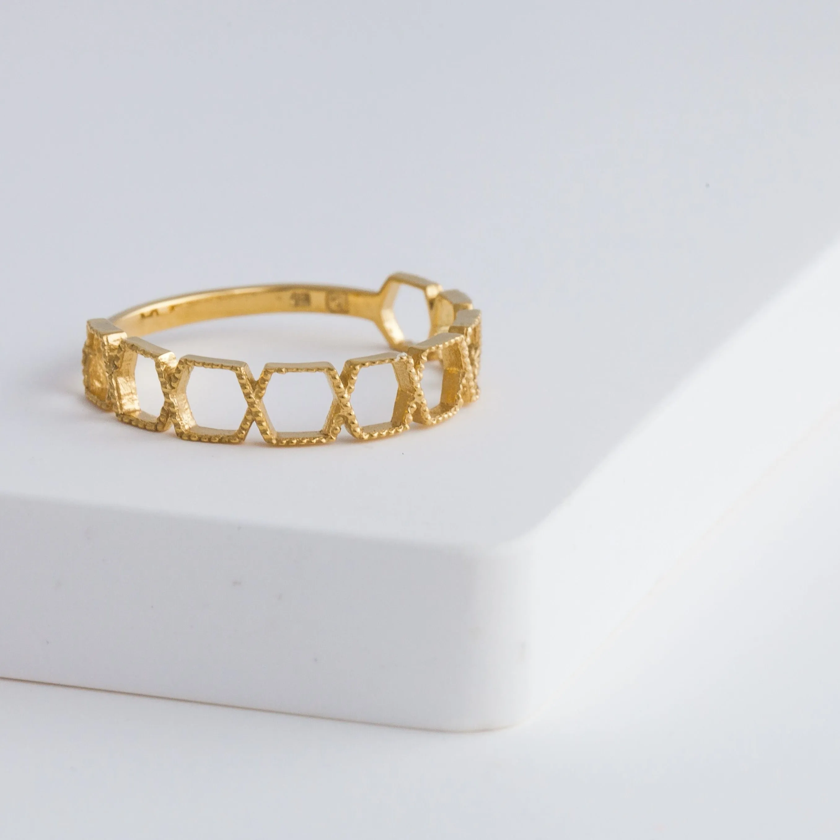 Repeat hexagon ring