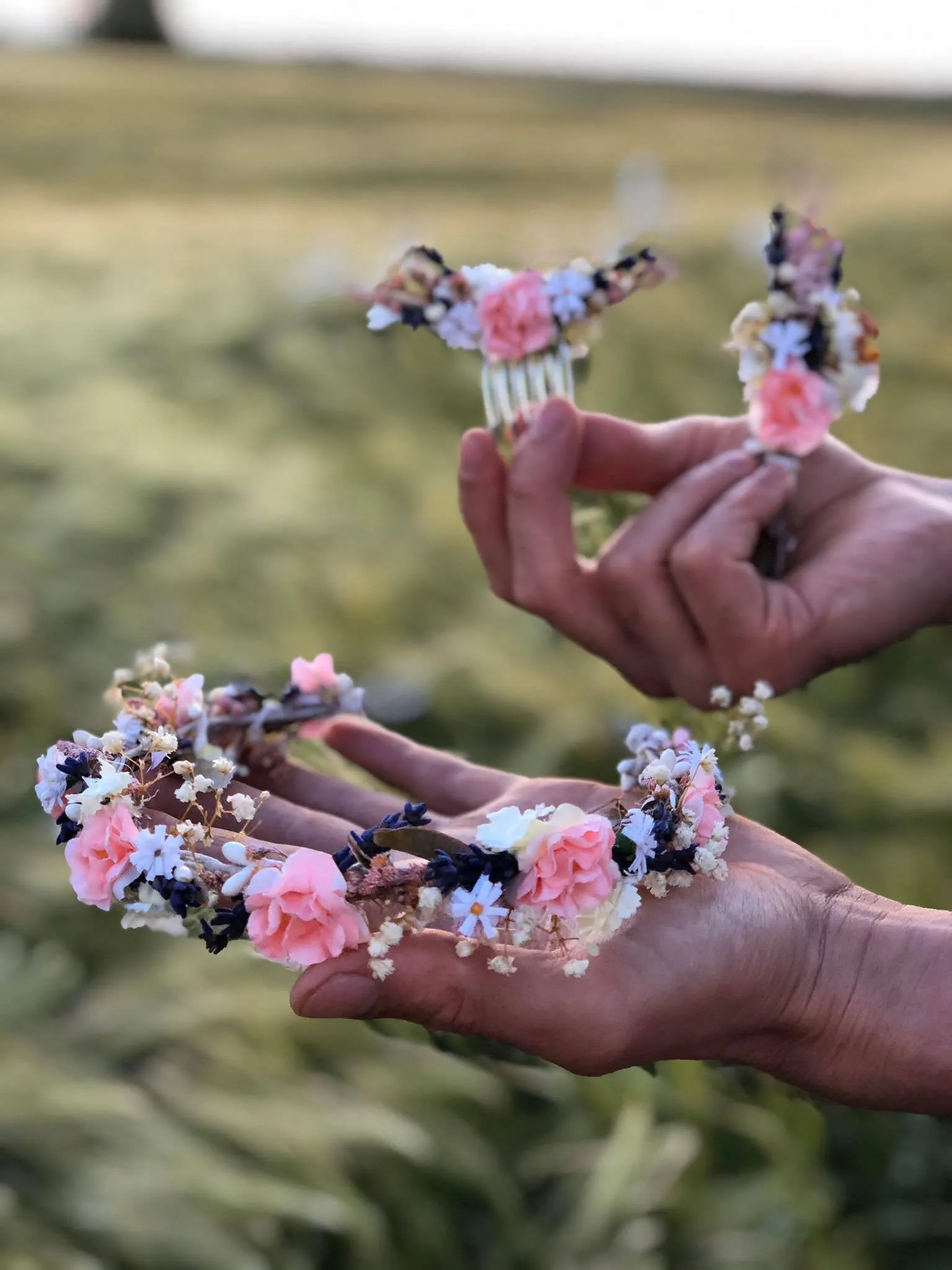 Romantic flower mini hair comb Wedding flower comb Decorative Romantic style Bridal hair comb Magaela Bridal accessories Flowers Lavender