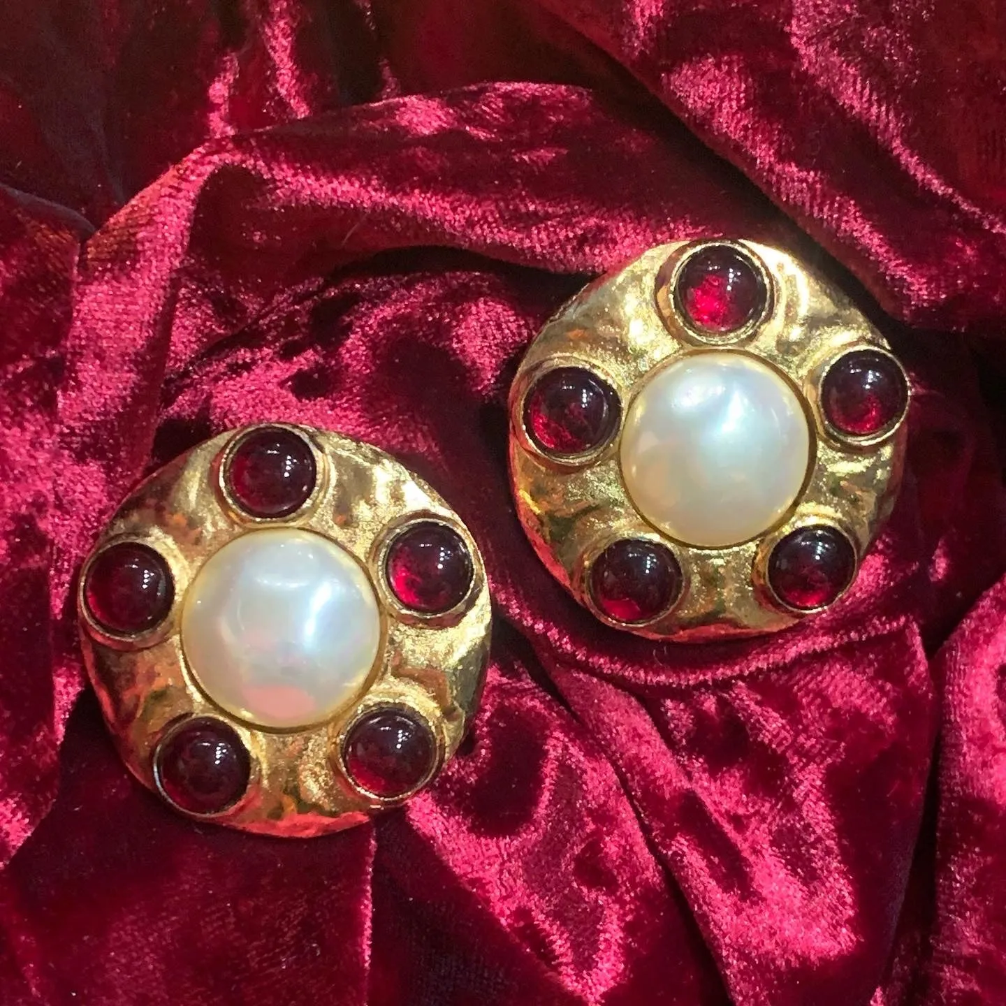 Vintage Chanel red gripoix glass pearl earrings