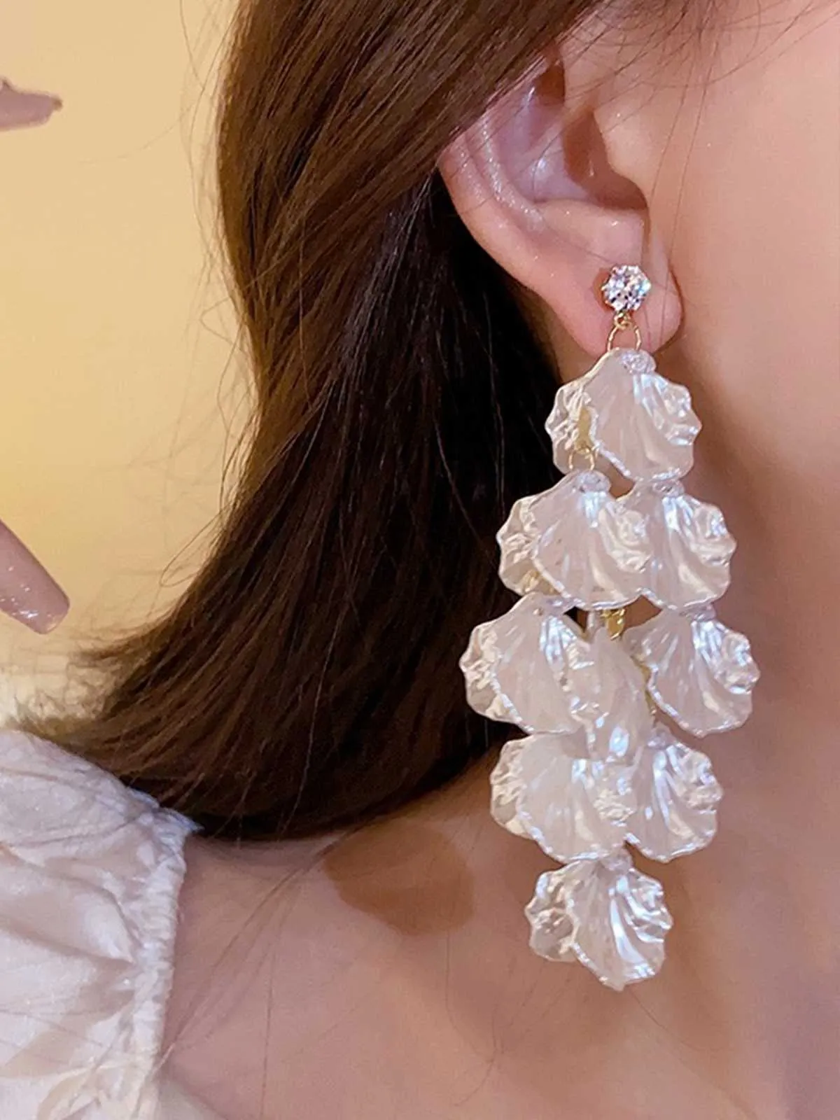 White Vintage Zircon Tassel Earrings